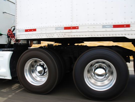 Kradli paliwo i akumulatory