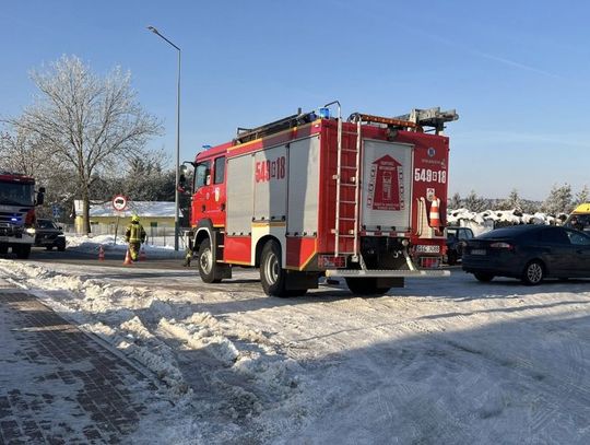 Kraksa dwóch aut na ul. Sportowej! Apelujemy o szczególną ostrożność w warunkach zimowych