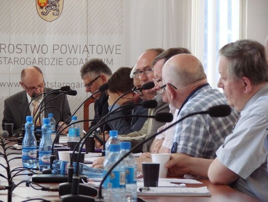 Kredytowe rolowanie. Podjęli uchwałę by wziąć kredyt na kwotę ponad 4 mln złotych  