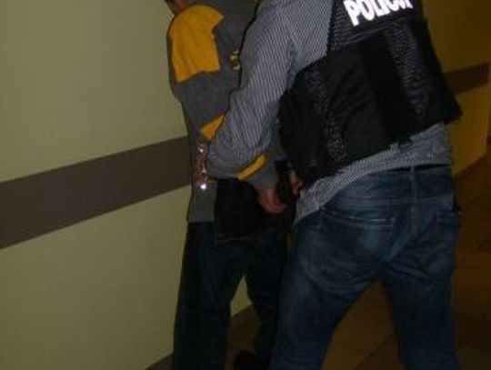 "Krewniacy" oszukali na 150 tys. zł. Złapani na "gorąco"