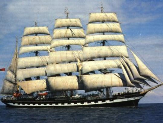 Kruzenstern w Gdyni - na redzie i z bliska