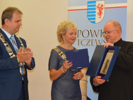 Ks. prałat Piotr Wysga pierwszym laureatem Filara 