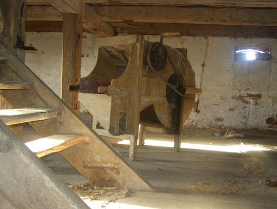 Kto uratuje zaniedbany dworek w Małych Walichnowach? Z zabytku pozostała tylko ruina