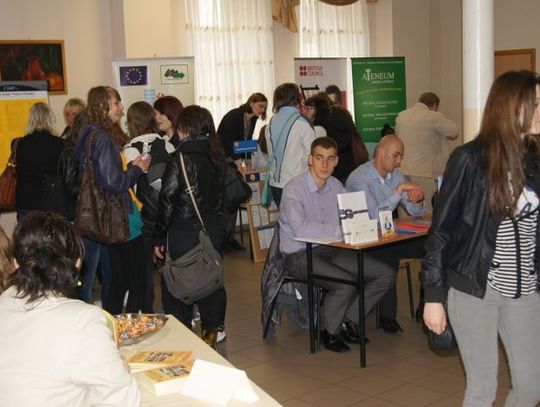 Kursy, szkolenia i oferty - przez targi pracy punktu OHP przewinęło się kilkaset osób