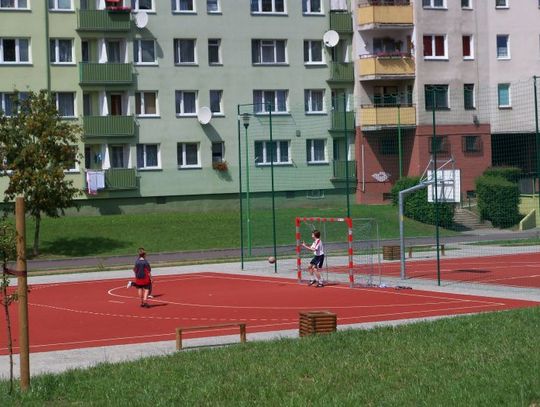 Ławki w niecce nie dla pijaczków...