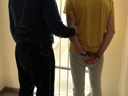 Lekkomyślnie jechał mimo sądowego zakazu. W 48 godzin stanął przed sądem