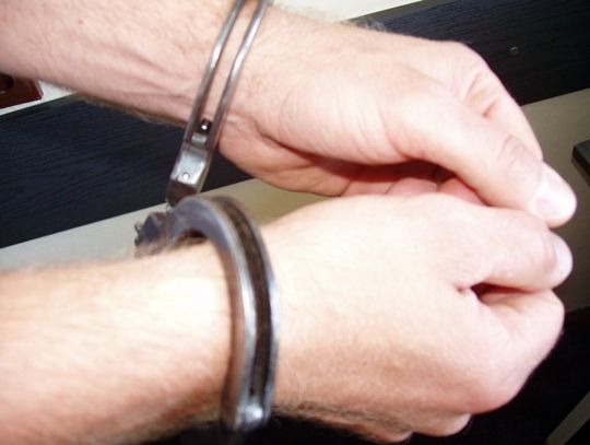 „Lepkie” ręce 21-latka