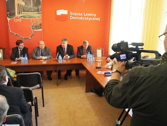 Leszek Miller zatrzymany w Warszawie