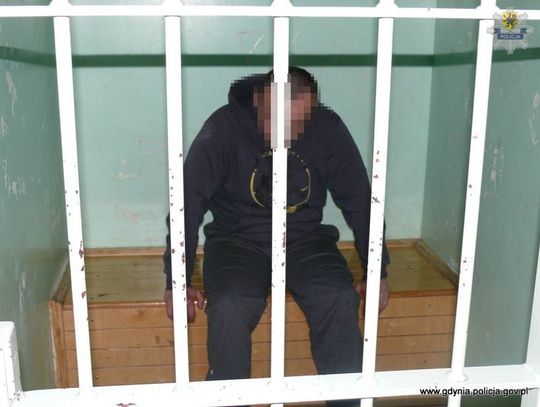 Łomem na punkt LOTTO - bez szczęścia