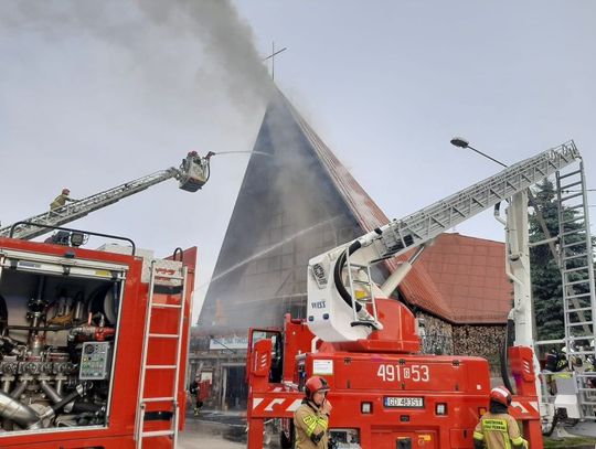 M. KĘPKI - POŻAR KOŚCIOŁA