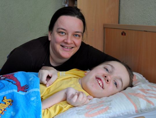 Mały Wielki Człowiek. Pod dobrymi skrzydłami