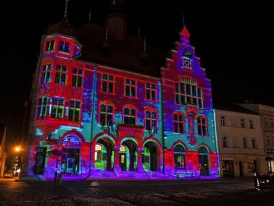 Mapping na kościołach i murach