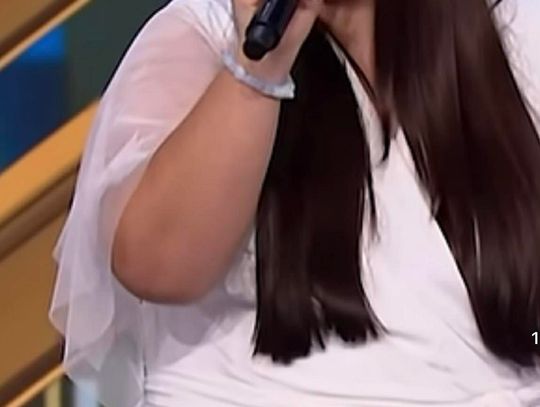 Marcelina Runewicz zachwyca w „Mam Talent”! Złoty przycisk dla 14-latki z Malborka!