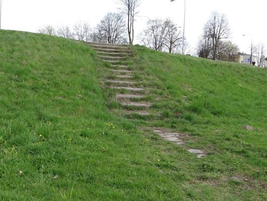 Martwy mężczyzna na Piekiełkach. Co było przyczyną śmierci 66-latka? 