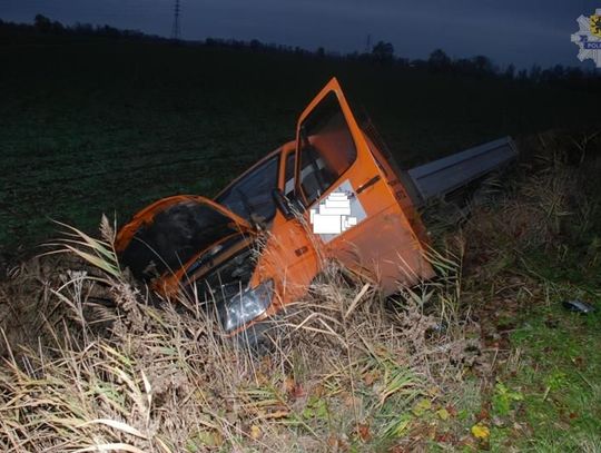 Mercedes w rowie, pasażer w szpitalu