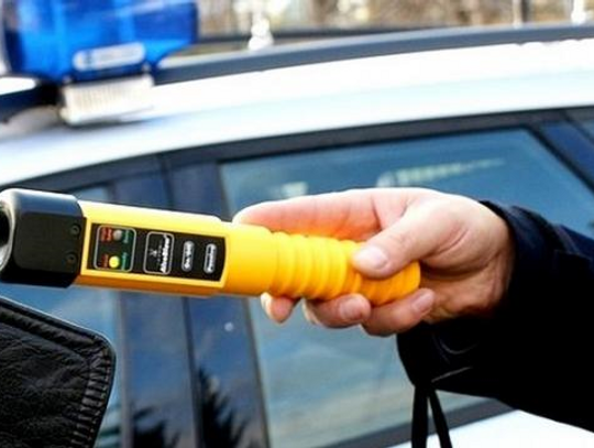 Miał 2 promile alkoholu we krwi! Do tego zakaz sądowy prowadzenia pojazdów 