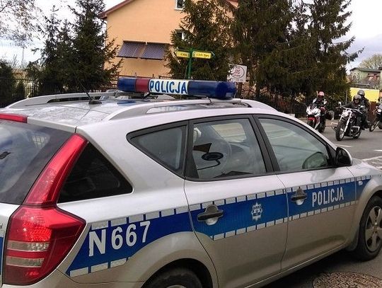 Miał dożywotni zakaz prowadzenia pojazdów, a wsiadł za „kółko”