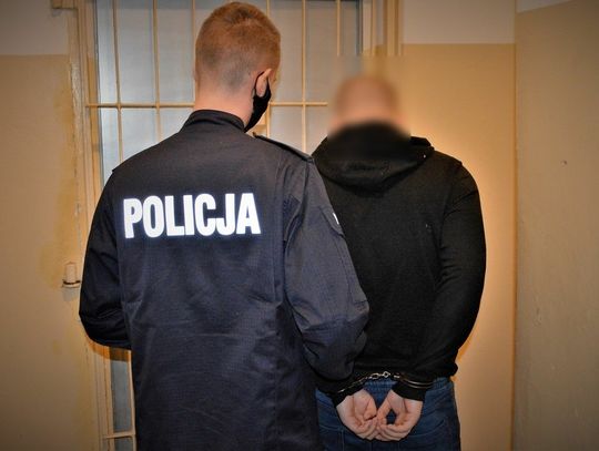 Miał ukraść perfumy warte prawie 1,7 tys. zł 