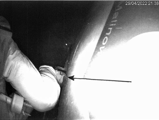 Miały chronić zostały ukradzione. Policja publikuje wizerunek złodzieja i apeluje o pomoc w ustaleniu sprawcy