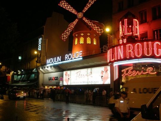 Miasto Artystów i... świateł. Wakacje tczewian w Paryżu