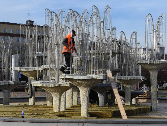 Miasto stroi się na święta. Będą żagle, gwiazdki i nowości