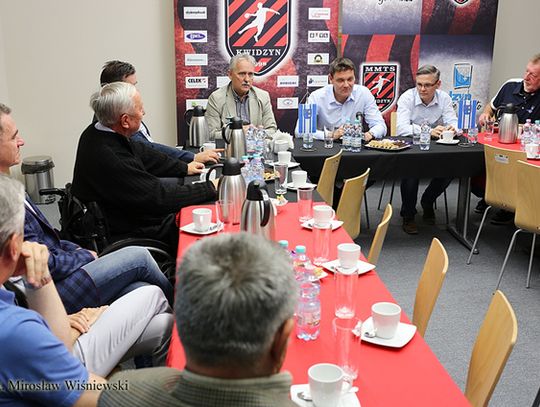 Minister Sportu spotkał się z przedstawicielami klubów