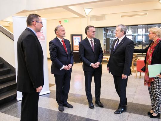 Ministrowie kultury państw Grupy Wyszehradzkiej w Gdyni 