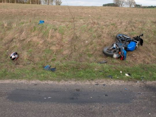 Młody motocyklista przecenił swoje umiejętności 