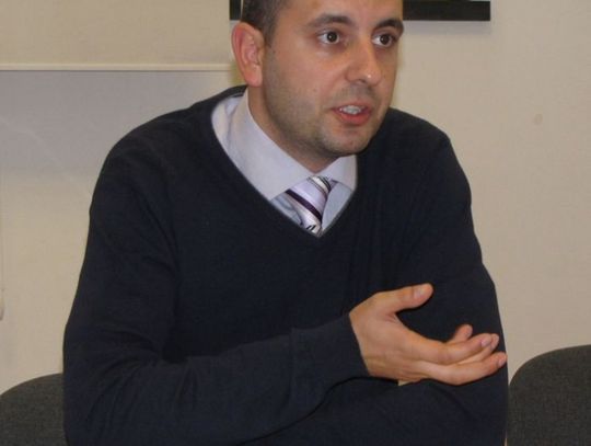 Młodzi śpiewają, a esbecy liczą auta. Festiwal muzyki religijnej Sacrosong w optyce SB