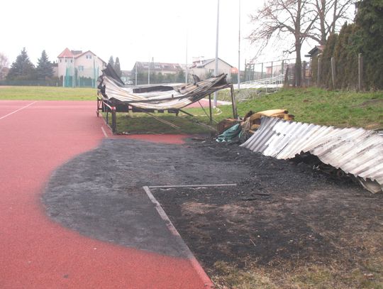 Młodzież straciła sprzęt. Podpalacz: nie wiedziałem, że tak ciężko będzie to ugasić