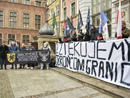 Młodzież Wszechpolska zamanifestowała poparcie dla obrony granicy polsko – białoruskiej oraz sprzeciw wobec polityki proimigracyjnej Gdańska 