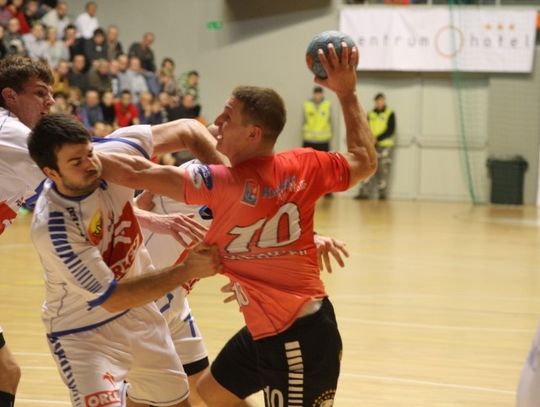 MMTS zagra z Nafciarzami