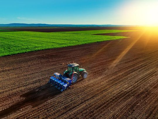 Moc ciągnika rolniczego, a powierzchnia gospodarstwa