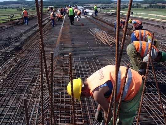 Most przez Wisłę na ostatniej prostej