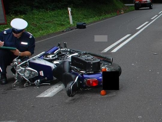 Motocyklista wjechał w tył iveco, zginął na miejscu