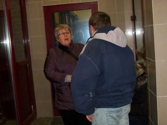 Mrozy zelżały – bezdomność pozostała. Schorowani i bez dachu nad głową