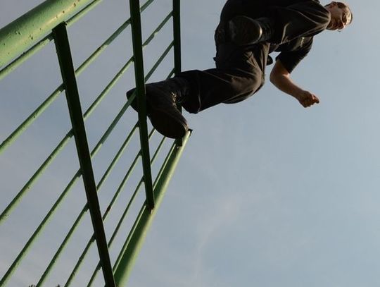 Na randkę z dziewczyną przyszli policjanci