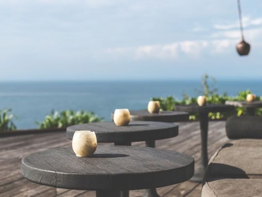 Na tarasie luz ma się. Czyli o funkcji tego typu elementów zewnętrznych