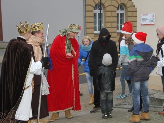 Na Zamkowej – sąsiedzi i przyjaciele stroili choinkę
