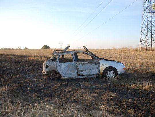 Na złość żonie podpalił samochód