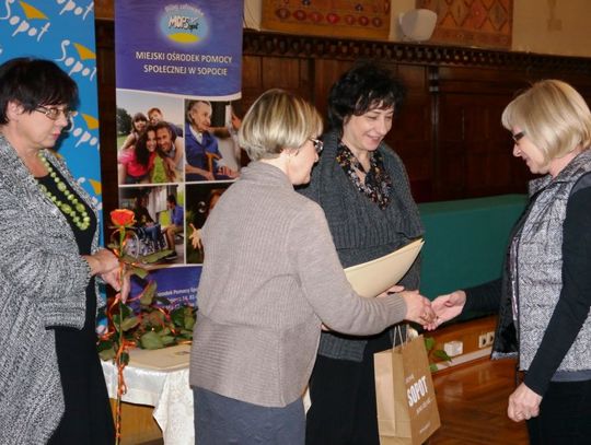 Nagrody Prezydenta dla najlepszej opiekunki środowiskowej