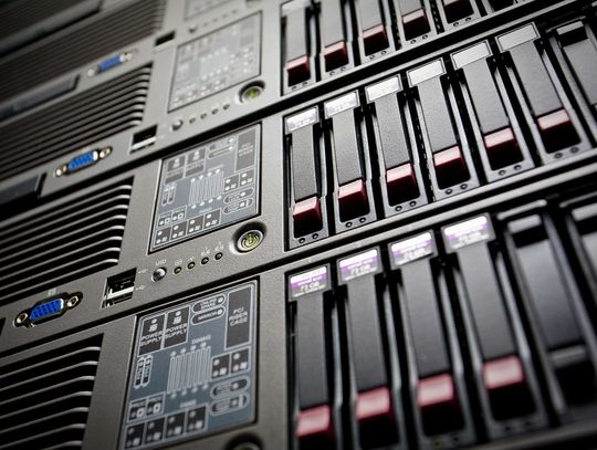 Najpopularniejsze rozmiary szaf RACK i ich zastosowanie