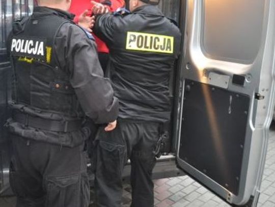 Napadli i ukradli nawet czapkę z daszkiem