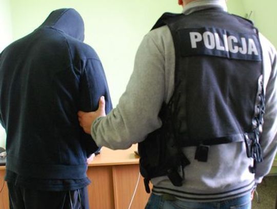 Napadli na starsze panie wychodzące z banku (VIDEO)