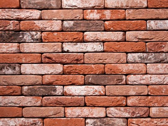 Naprawią zabytkowy mur