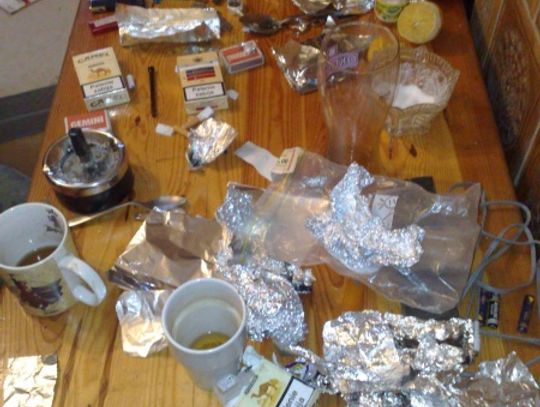 Narkotyki na stole
