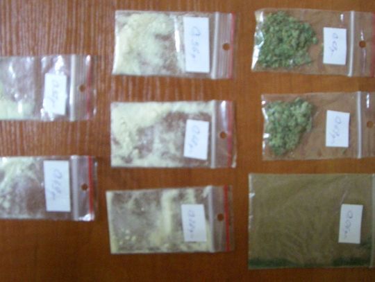 Narkotyki w opakowaniu po chipsach