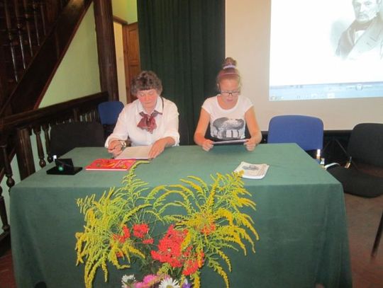 „Narodowe czytanie” w Gniewie - dbałość o polszczyznę