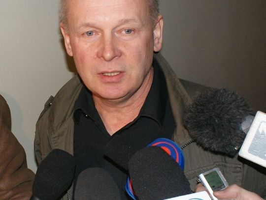 Nergal podarł świętą Biblię, a sąd go "rozgrzeszył"