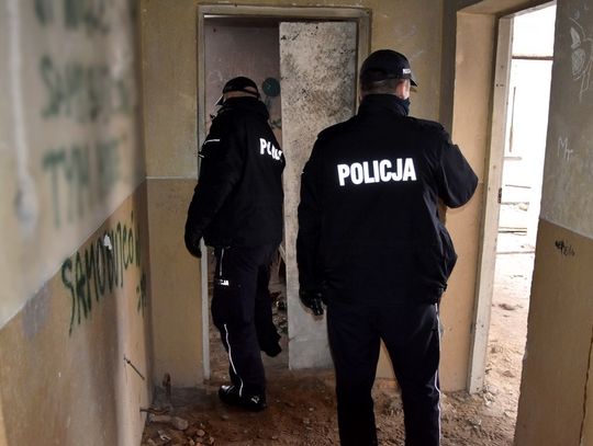 NIE BĄDŹMY OBOJĘTNI WOBEC OSÓB NARAŻONYCH NA NISKIE TEMPERATURY